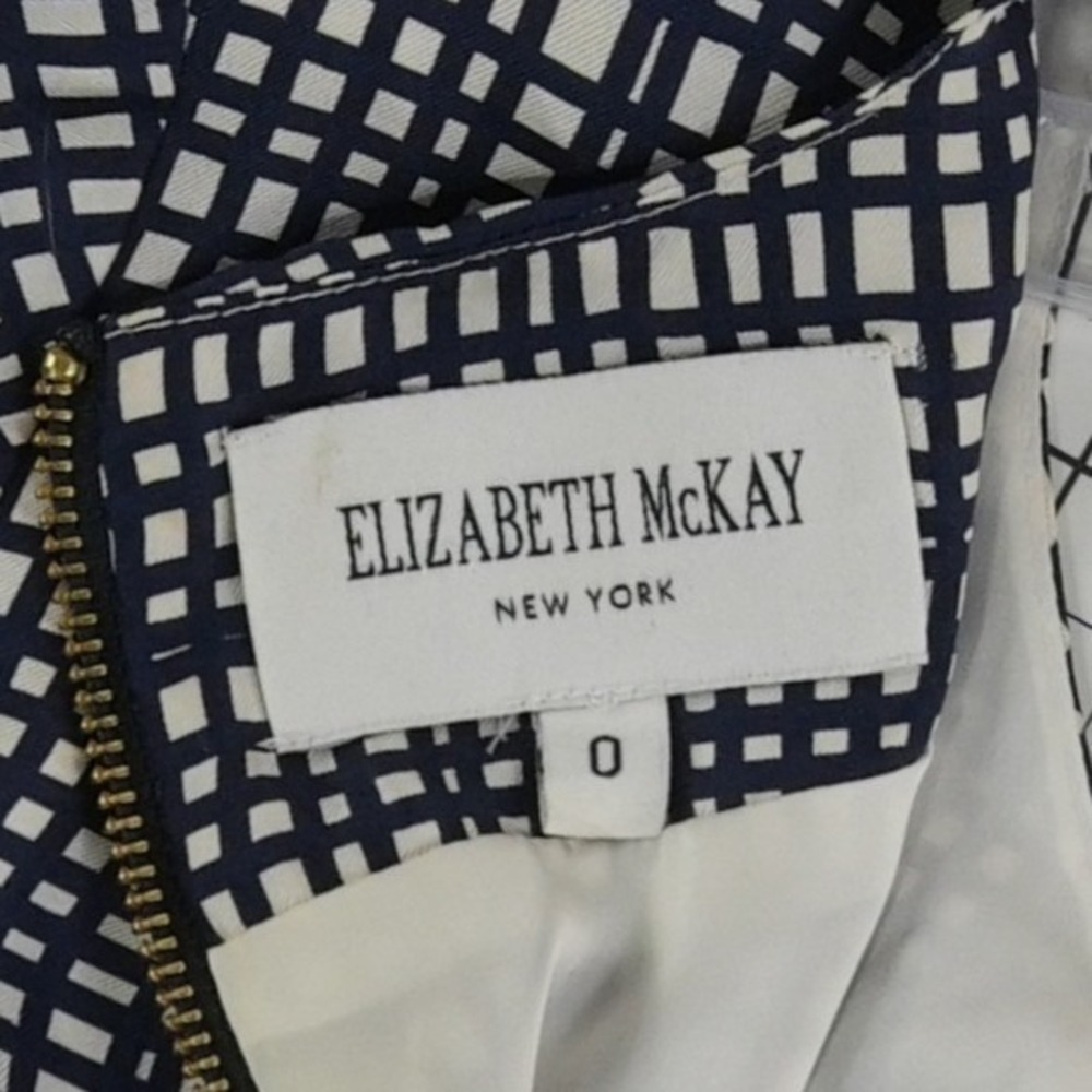 Elizabeth McKay 100% Silk Blouse Women's Size 0 Navy Blue Back Zipper Career - Picture 4 of 6